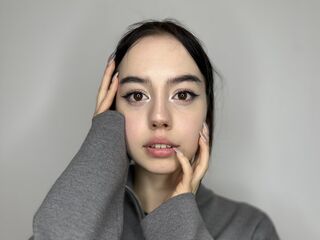 camwhore fingering pussy HannahDinizo