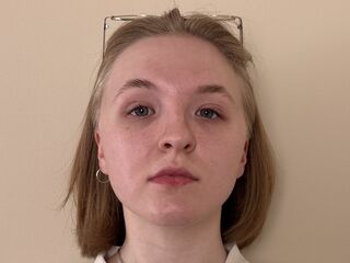 hot cam girl masturbating with dildo HienRosse