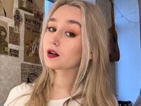nude cam girl pic IlianaEggenberg