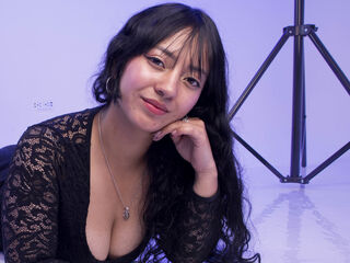 hot strip tease web cam IsabellaBot