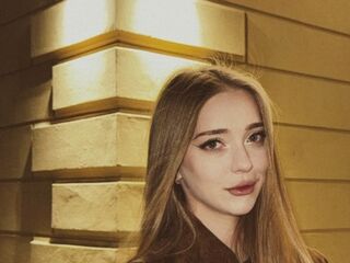 naked girl with cam masturbating IvaBusack