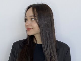 camwhore masturbating JinGrinnan