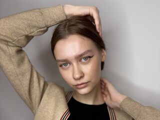 nude cam pic JonnieHillen