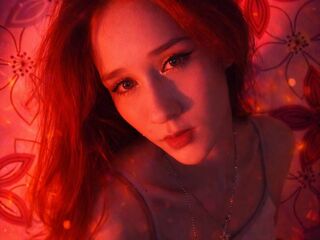 naked webcam girl photo JulieCusanelli