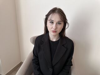 sexy webcamgirl JulietVeis