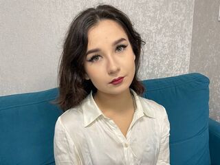 camgirl showing tits KateEvel