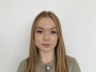 live striptease show KenishaDiamond