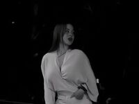 camslut showing pussy KristiGroune