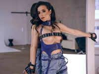 teaser cam LanaPirce