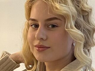 fingering camgirl video LaniePlewa