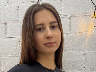 jasmin live webcam LaurynTinkle