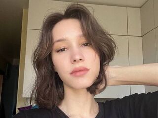 camslut topless LavondaAlvizo