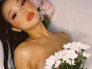 kinky webcam video LeonaBellmont
