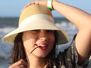 nude webcamgirl picture LexasWorld