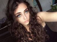 camgirl masturbating with sex toy LilithAmaraa