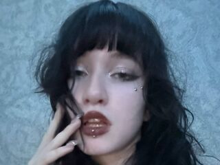 naked cam live LouisePerrish