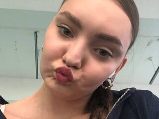 topless webcam girl LourdesFronk