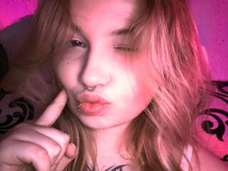 nude cam pic LucileSharples