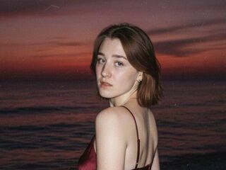 hot cam girl masturbating with vibrator MargrettMulac
