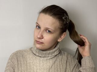 cam girl masturbating with dildo MariCacal