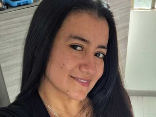 hot chatroom MariaThomp