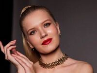 camwhore shaved pussy MarkHarkrider