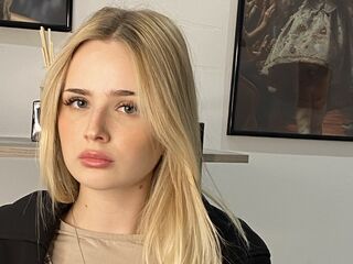 webcam striptease show MarnieRhyner