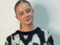 nude webcam girl photo MarthaKraichely