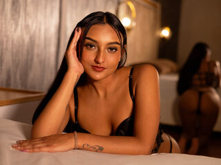 cam slut chat room MelodyBetancourt