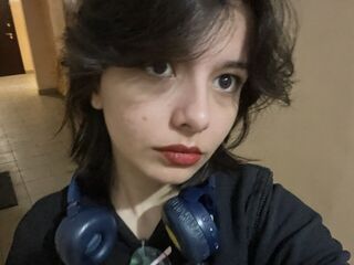 masturbating girl MerilynLutchman
