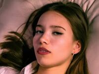 naked camgirl masturbating MiaHazard