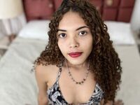 hot cam girl masturbating with sextoy MicheleDelkkos