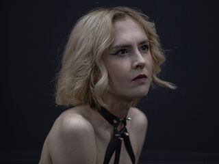 live striptease show MilaVeyra