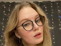 beautiful webcamgirl MoiraGoodsell