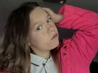 masturbating camgirl MozellKotlle