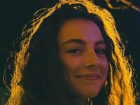 camgirl playing with sex toy NidaSheldon