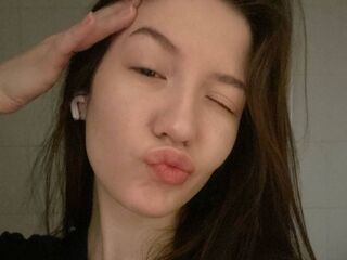 chatrubate cam girl NoemiMeservy