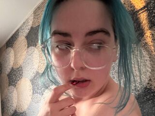 camwhore shaved pussy PixieJones