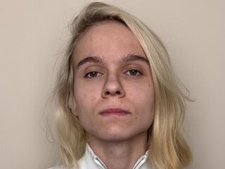 hot cam slut PoulaShade