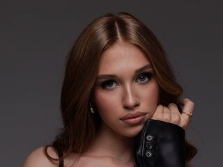 sex webcam chat room RanaeEtherington