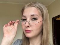 camgirl playing with sextoy RexellaHankin