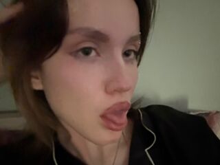nude camgirl photo RosariaSkemp