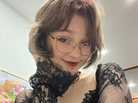 camwhore fingering shaved pussy RosioCammon