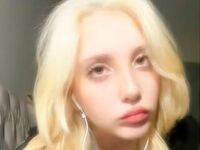 shaved pussy web cam RubiAntonakos