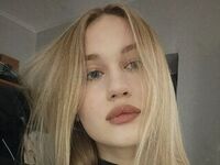 sex chat SadieTandon
