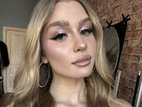 fingering cam girl SaphiraLuxe