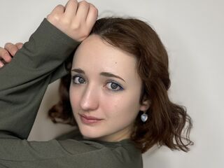 kinky cam SaundraTowler