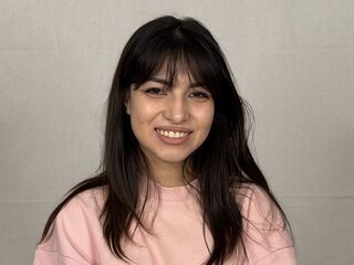 shaved pussy cam ShonnaBlomstrand