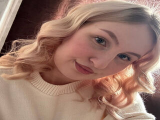 hot cam girl masturbating with vibrator SusanRivers