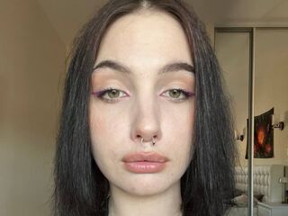 naughty camgirl TeshaVanhoozier